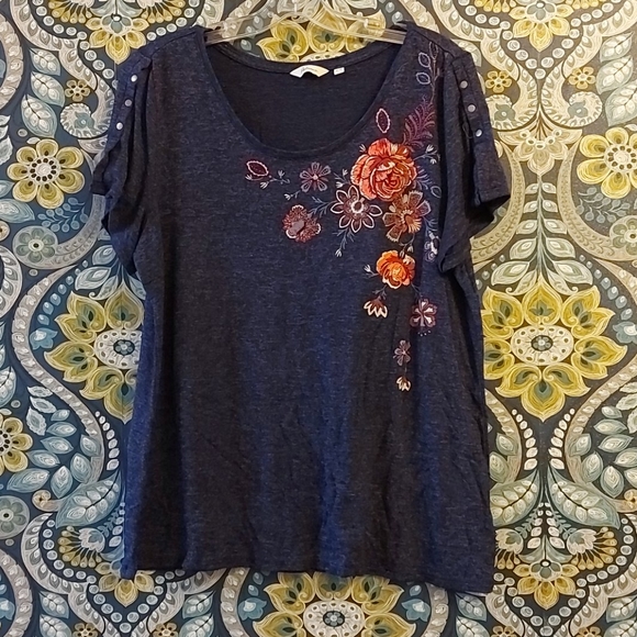 Reitmans Navy Top - Picture 1 of 3